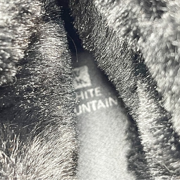 WHITE MOUNTAIN Women’s Black GLAMOROUS ANKLE BOOTIE Lug Sole Shearling Fur Sz 11 - Picture 11 of 12